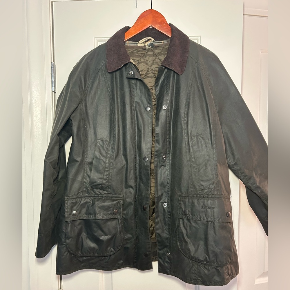 Barbour Beadnell Waxed Jacket in Olive with Vest Insert - UK14 / US10 - Picture 8 of 8